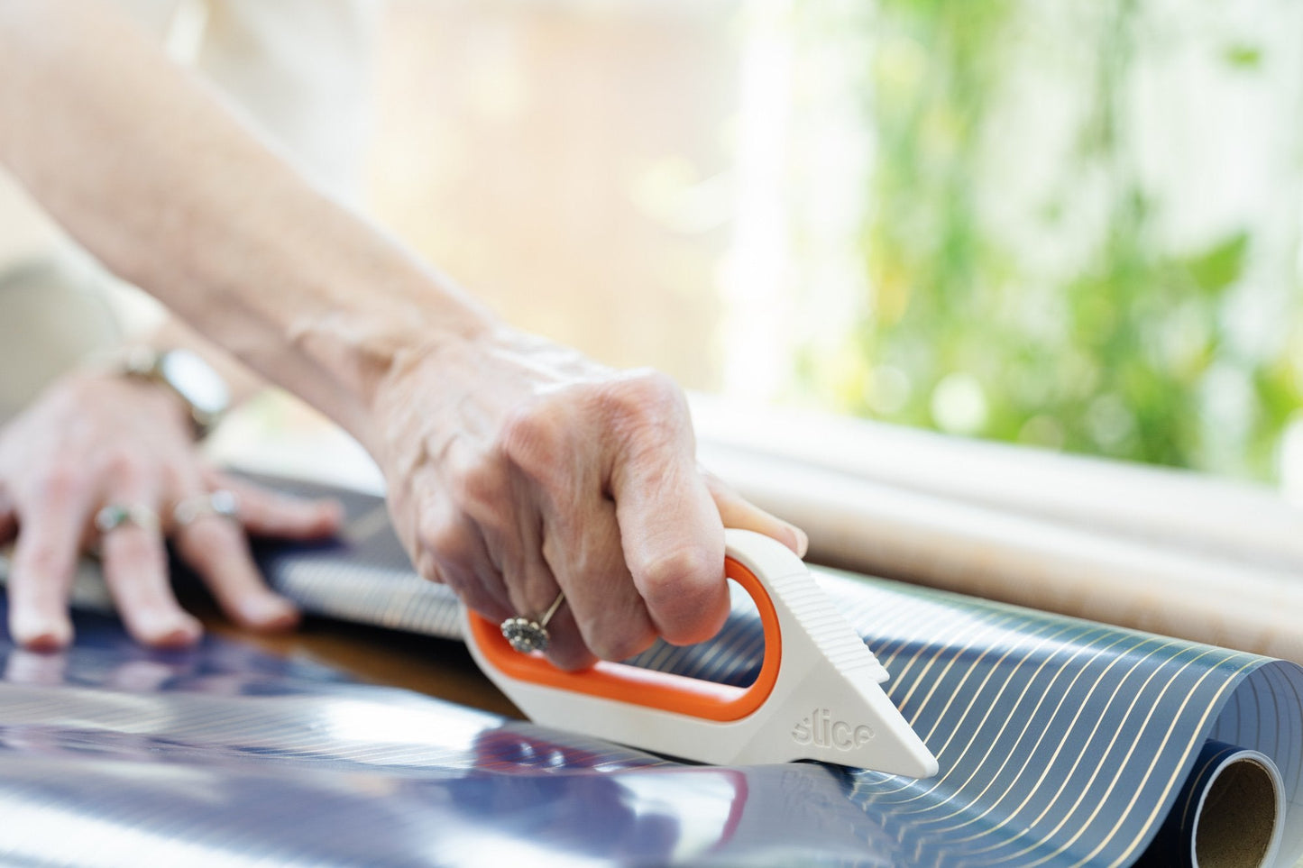 Rotary Scissors
