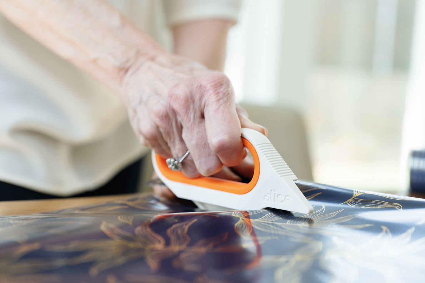 Rotary Scissors